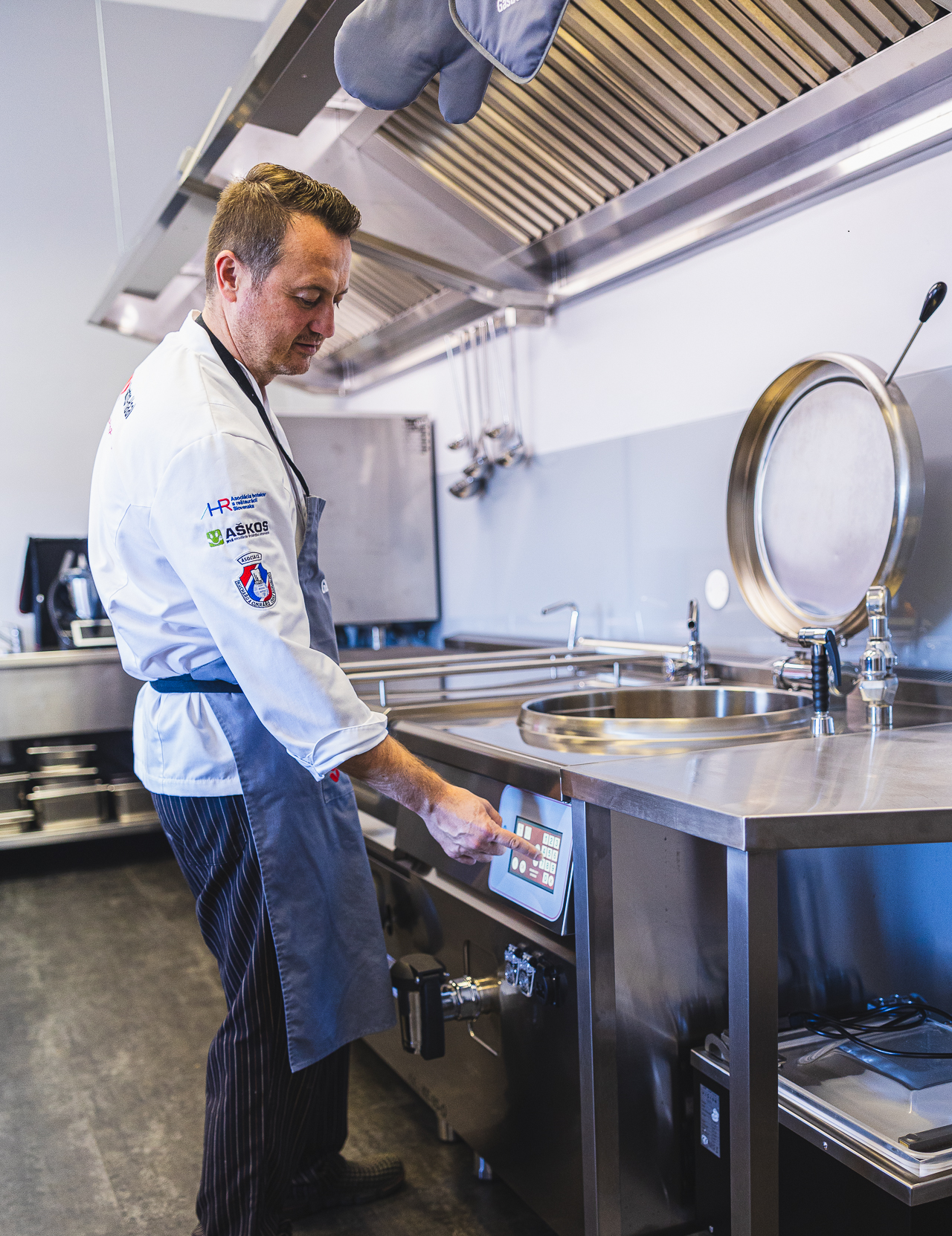 Talent kettle image 2